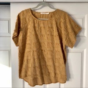 Textured scoop-neck shirt